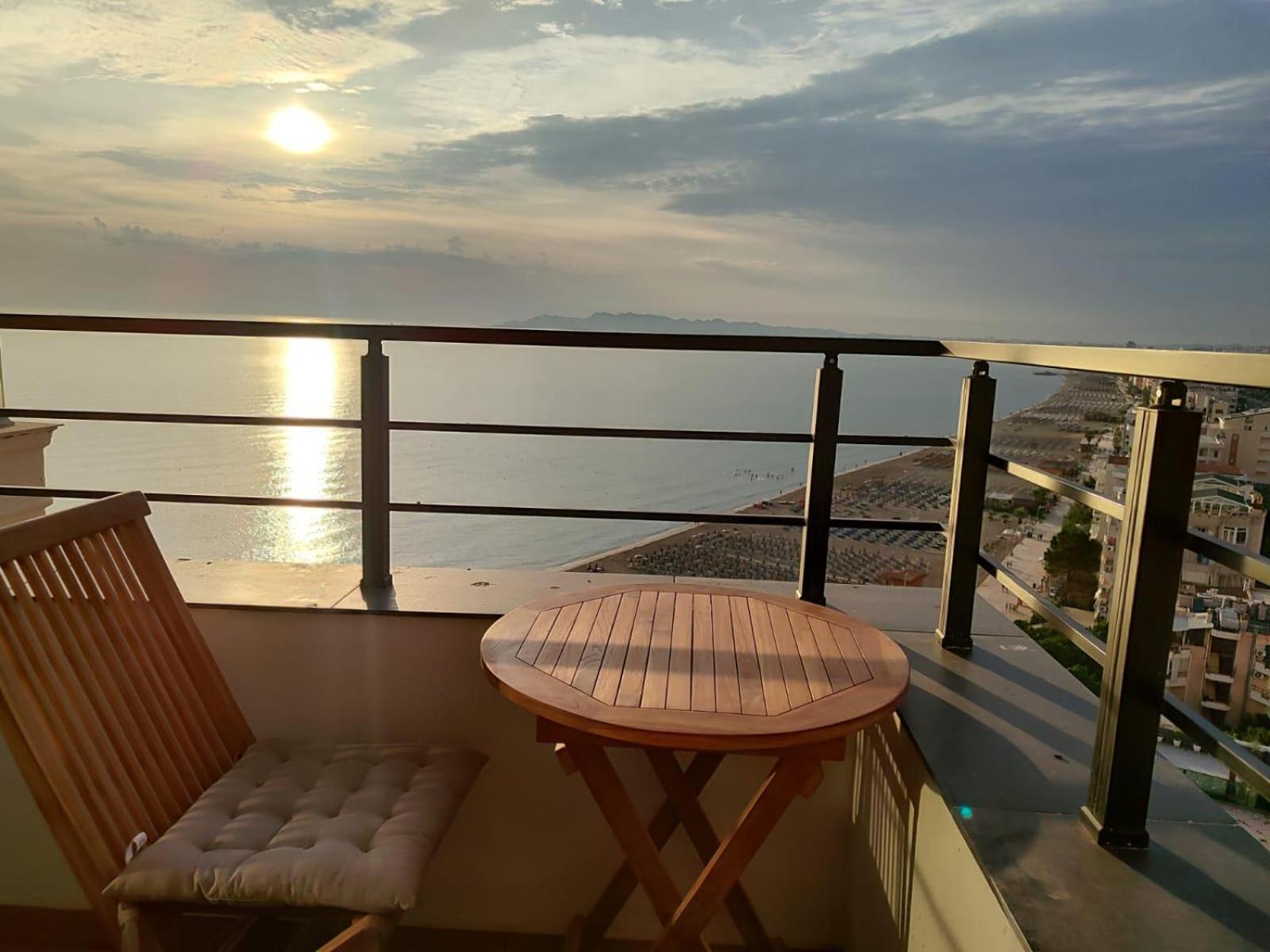 Beachfront Marilyn Leilighet Durrës